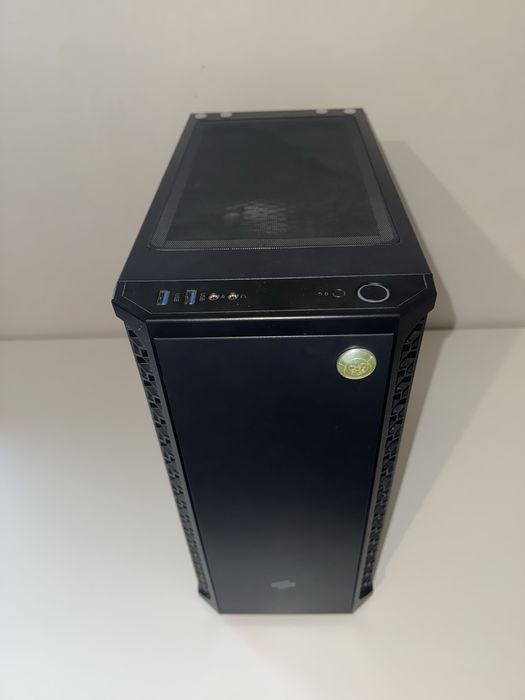 Carcasa pc utilizata