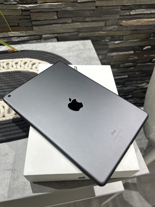 Ipad gen8 2020 / 128GB