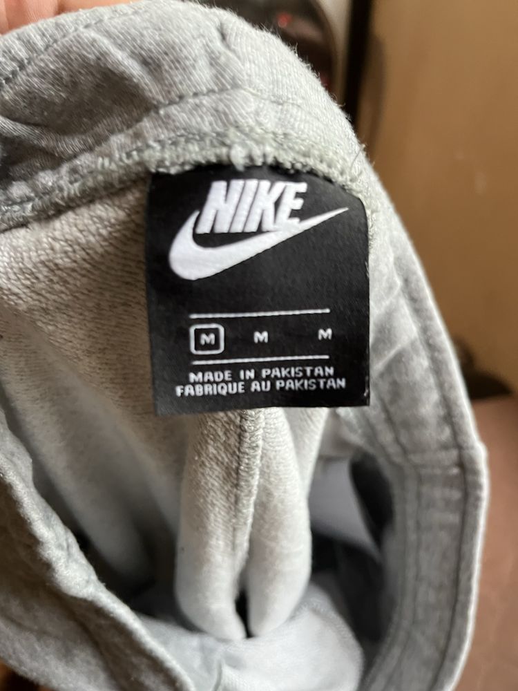 Оригинален анцуг Nike