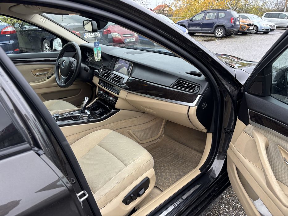 BMW seria 5 F11  520D