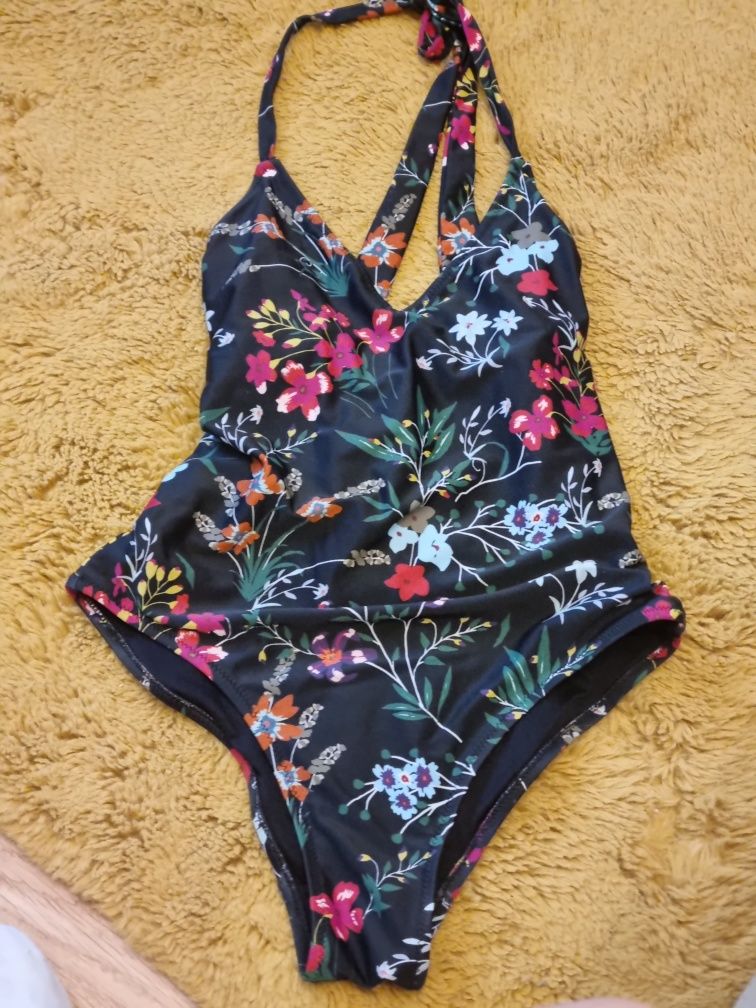 Costum baie Penti mar 34 utilizat