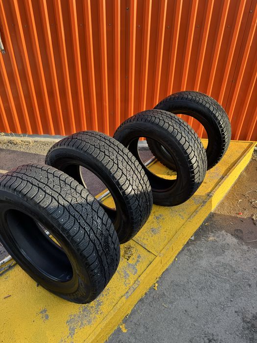 Резина Viatti 225/65/17 в хорошем состоянии