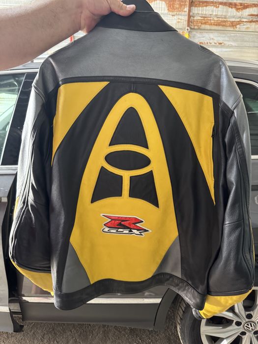 Яке за мотор AGV GSX-R