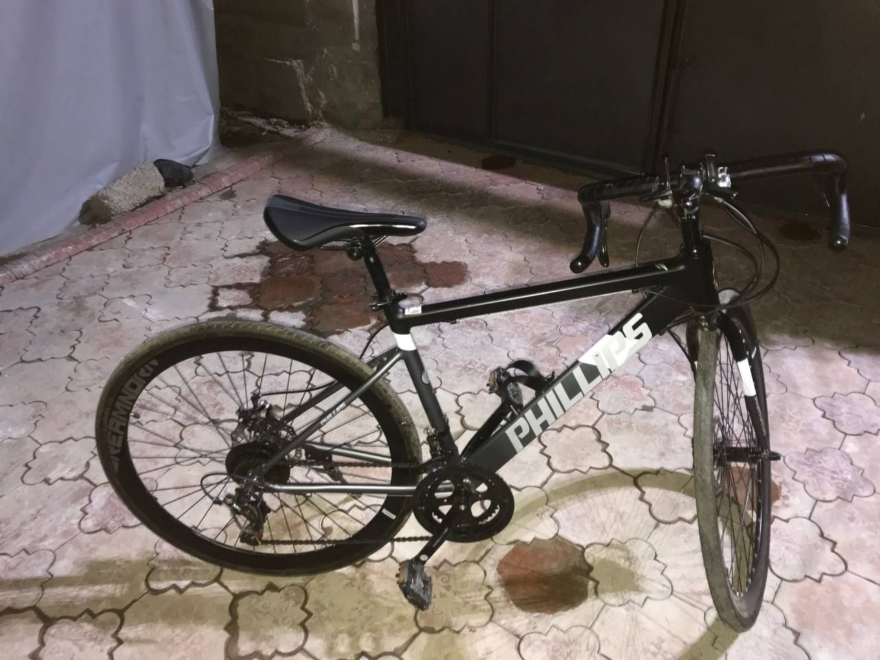 Шоссейный PHILLIPS велосипед