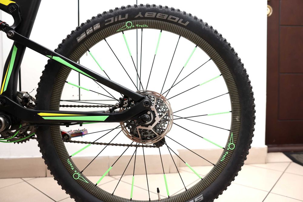 Bicicleta Scott carbon, usoara, custom made On Trails 27,5'' Marima L