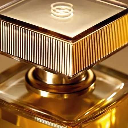 Livrare Gratuita! Parfum Giordani Gold Essenza by Oriflame EDP, 50 ml