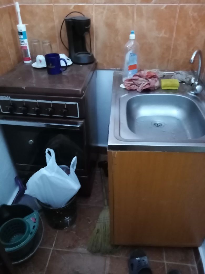 Apartament 1 camera în bloc de locuințe