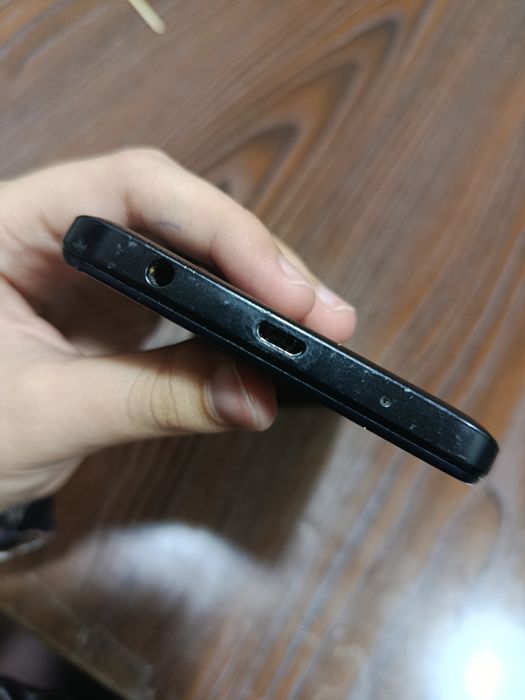 Redmi A1 xotirasi 32GB rangi qora