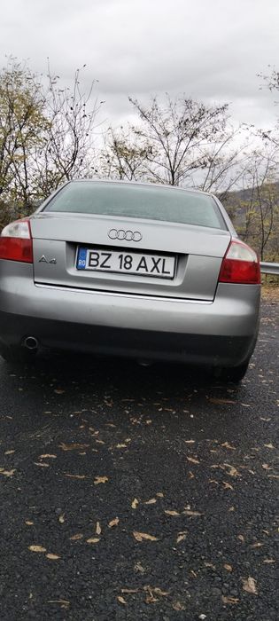 Vând Audi a4 b6 1.6