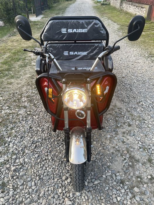 Triciclu electric pentru marfă