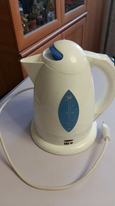 Электрический чайник "FAZ", "Moulinex"