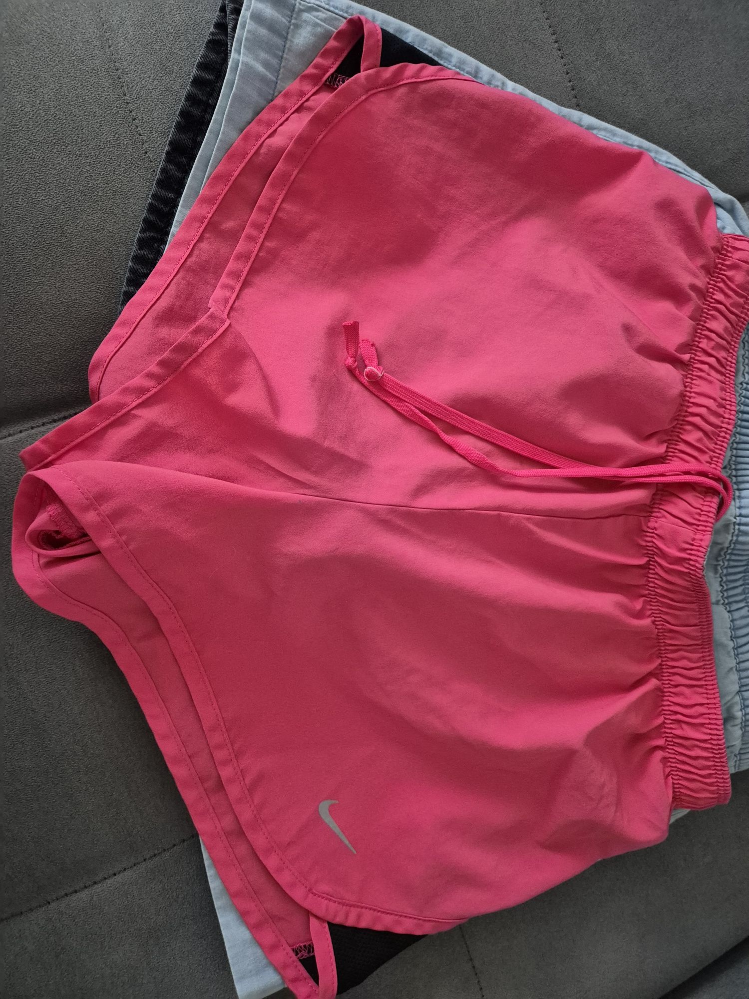 Три чифта къси панталонки ръст 152см Nike Zara Only