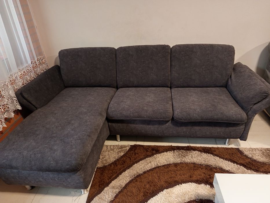 Vând colțar in stare foarte bună