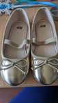 Vand pantofi H&M  de fetemasura 27, aurii, balerini