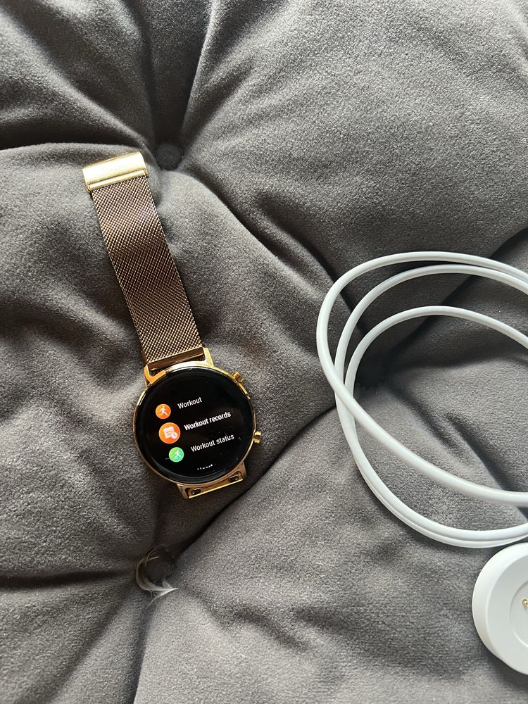 Смарт часовник Huawei GT2