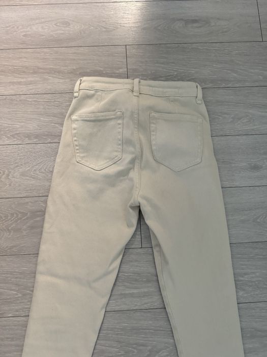 Blugi SKinny BERSHKA marimea 36 IMPECABILI