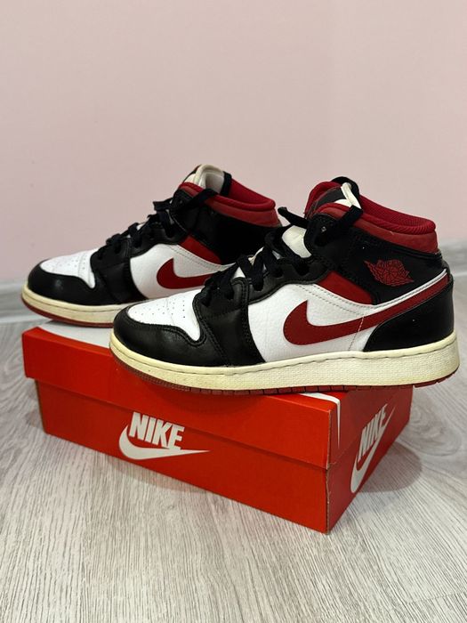 Nike air jordan 1