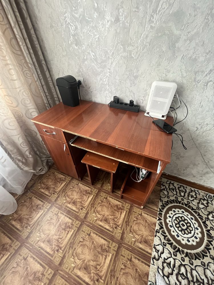 Компюьтерный стол
