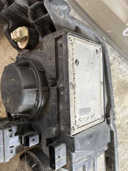 Far faruri stop lampa halogen renault laguna 2