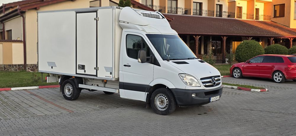 Mercedes sprinter 319 3.0 v6 frigorific 318 316 313  519 iveco daily