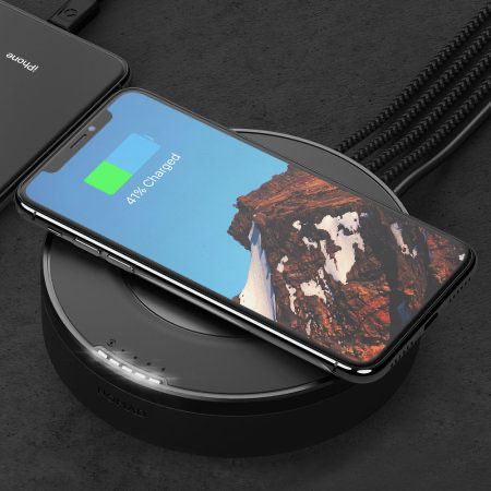 Nomad Wireless Hub - безжично захранване, USB-A и USB-C изходи.