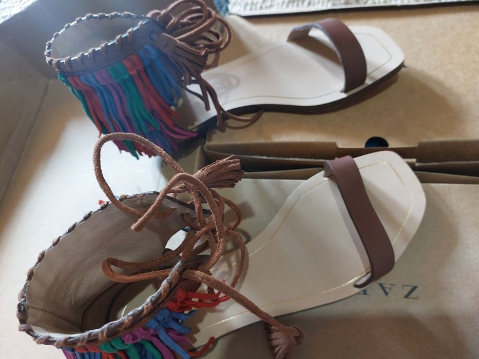 Sandale zara din piele naturala mărime 36