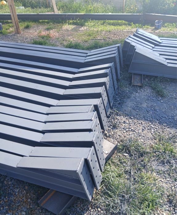 Vand hale si structuri metalice