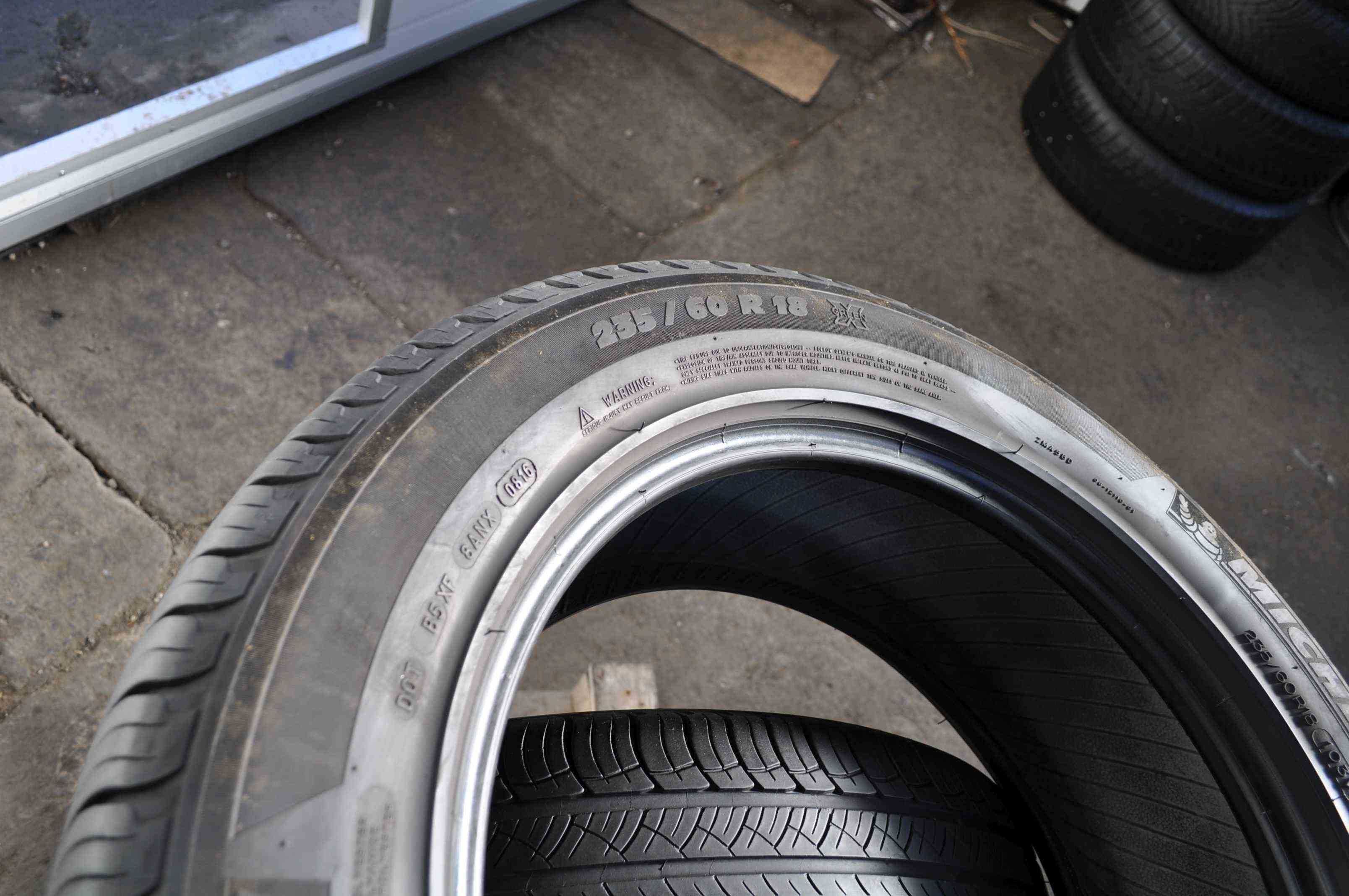 SET 2 Anvelope Vara 235/60 R18 MICHELIN Latitude Tour HP 103V