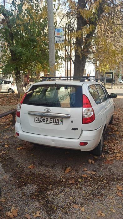 Лада Приора 2010