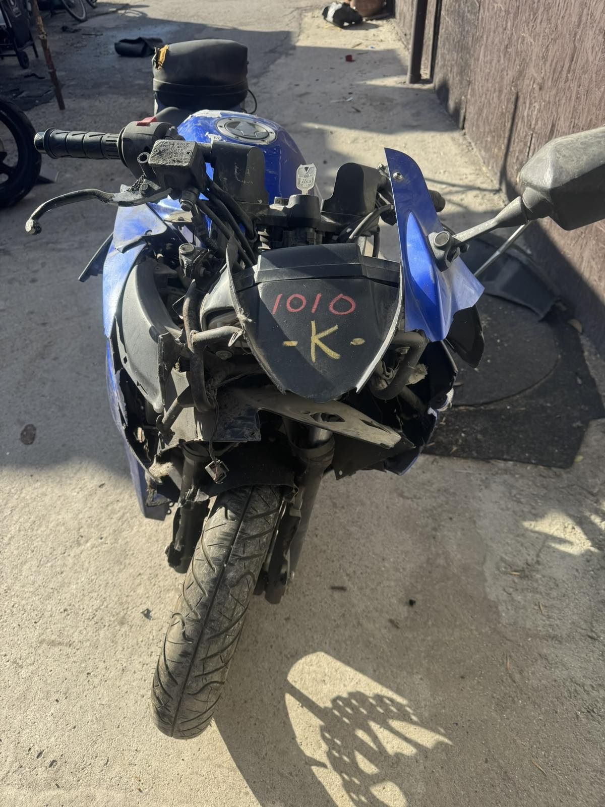 Мотоциклет  Кавазаки Нинджа 250R(Kawasaki  Ninja 250 R)-На части
