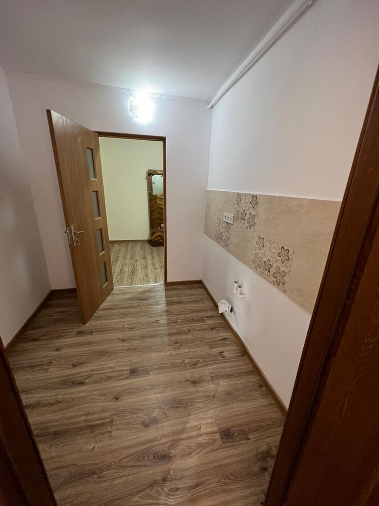 Apartamanet cu 1 camera la parter