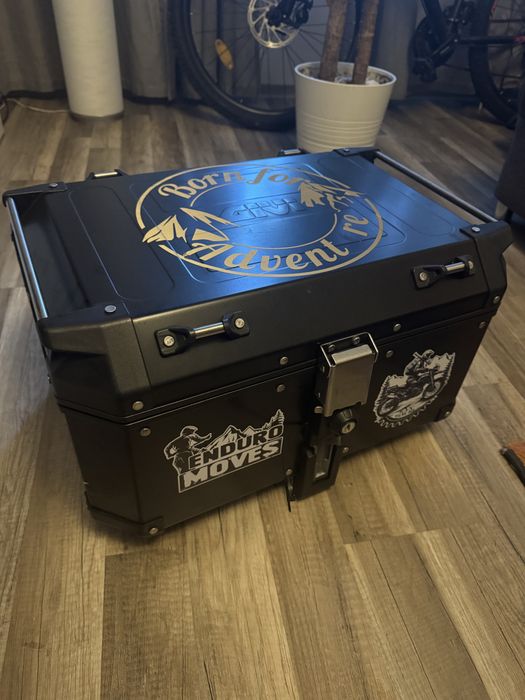 Top case moto Givi Trekker Outback 58L