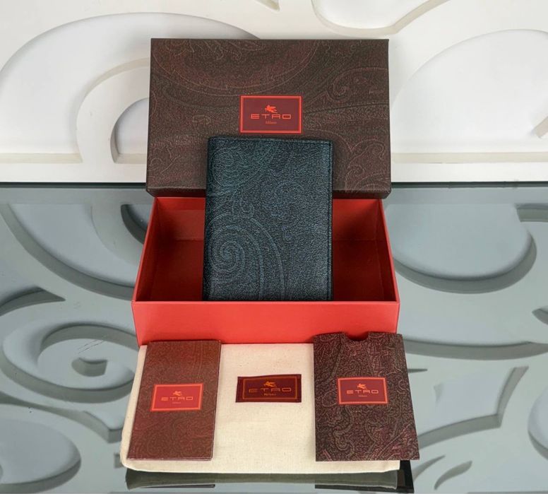 Portofel ETRO- poze reale 100% -calitate superioara