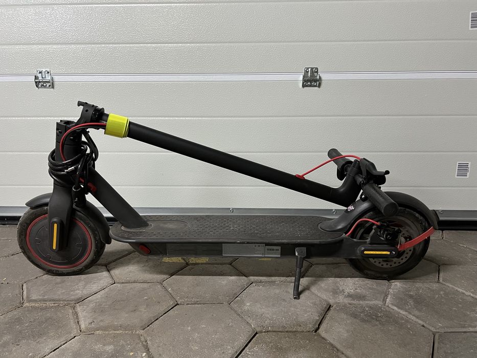 Електрическа тротинетка Xiaomi Mi Electric Scooter Pro 2