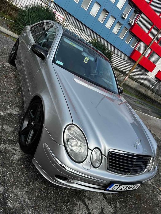 Mercedes-Benz E-Class W211 3.2 CDI Avantgarde