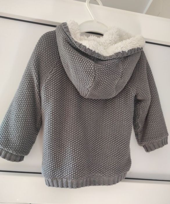 Geaca marime 81 cm , 18 luni