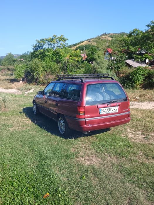 Opel Astra F , 1.6 benzină , 8 valve,  an 1997
