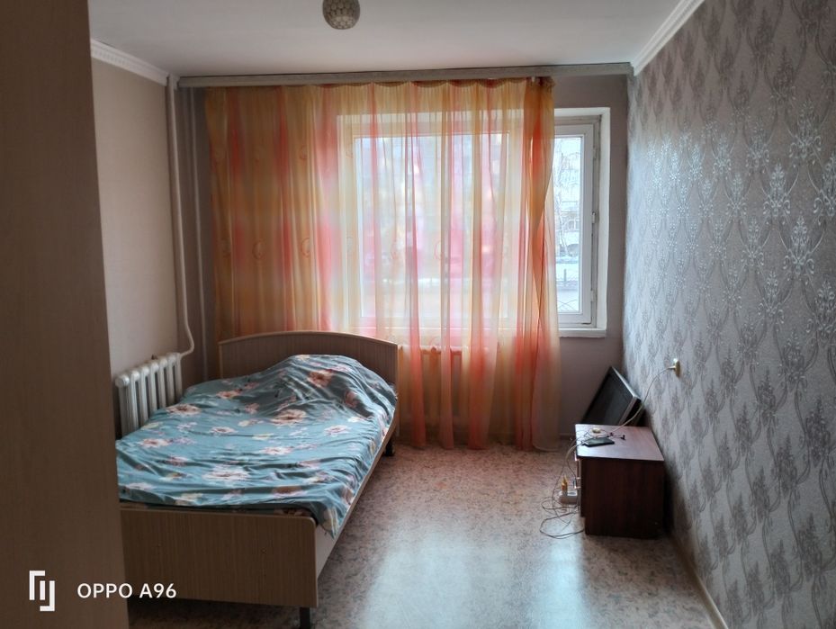 Здам комнату в трёхкомнатной квартире одному человеку