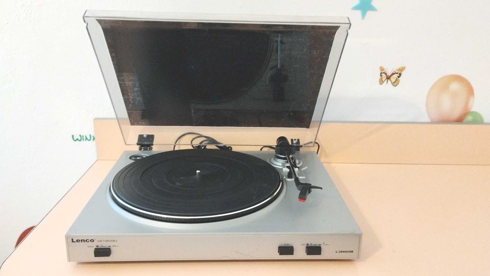 muzica pickup Lenco 3866   cu preamplif incorporat