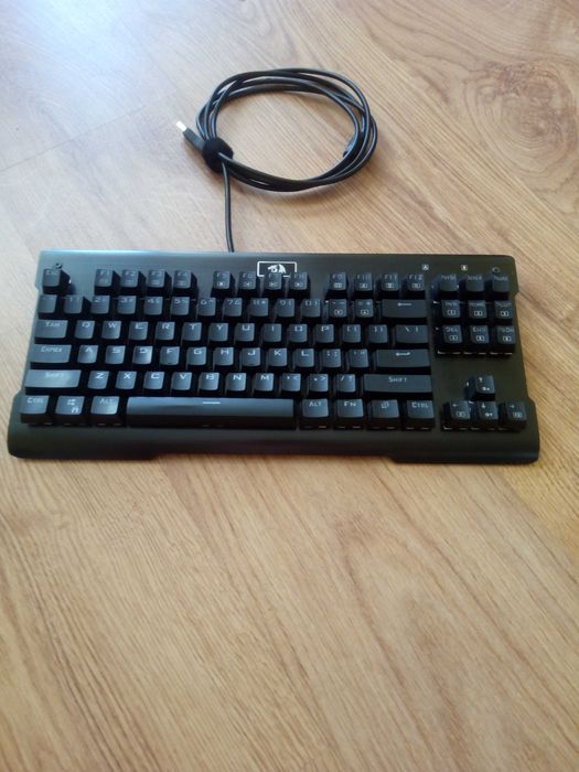 Tastatura gaming mecanica Redragon Visnu K561 RGB