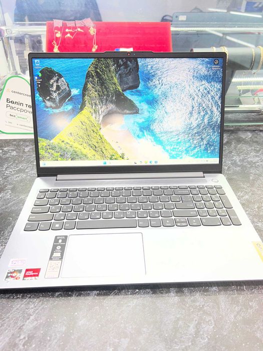 Lenovo Ideapad Slim 3, AMD Ryzen 5 7520U, 8GB RAM, 480GB SSD M2