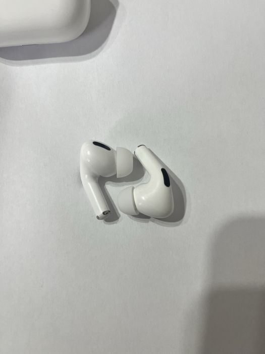 Casti air pods 3 pro