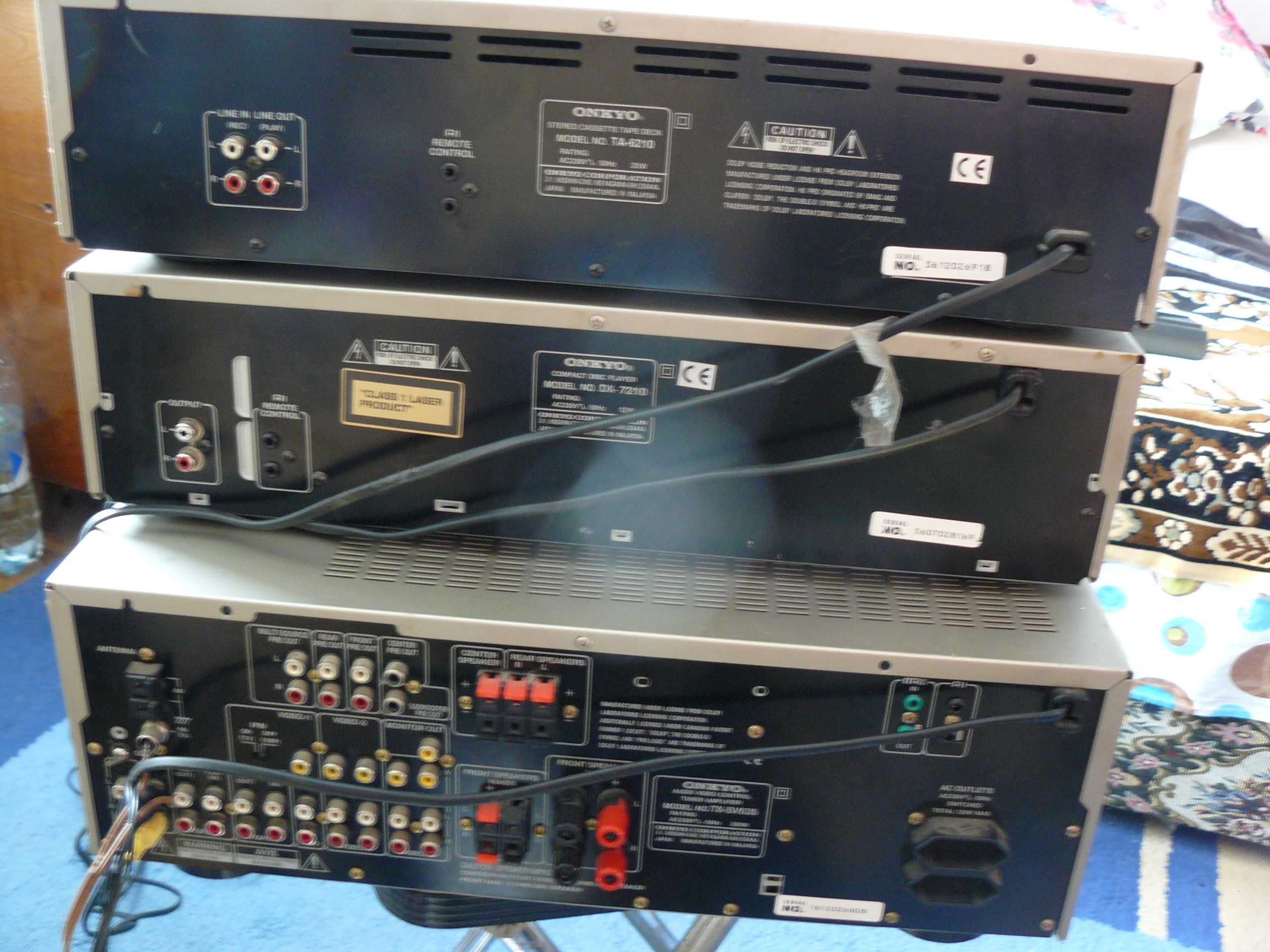 Linie audio Onkyo )Akai Sony