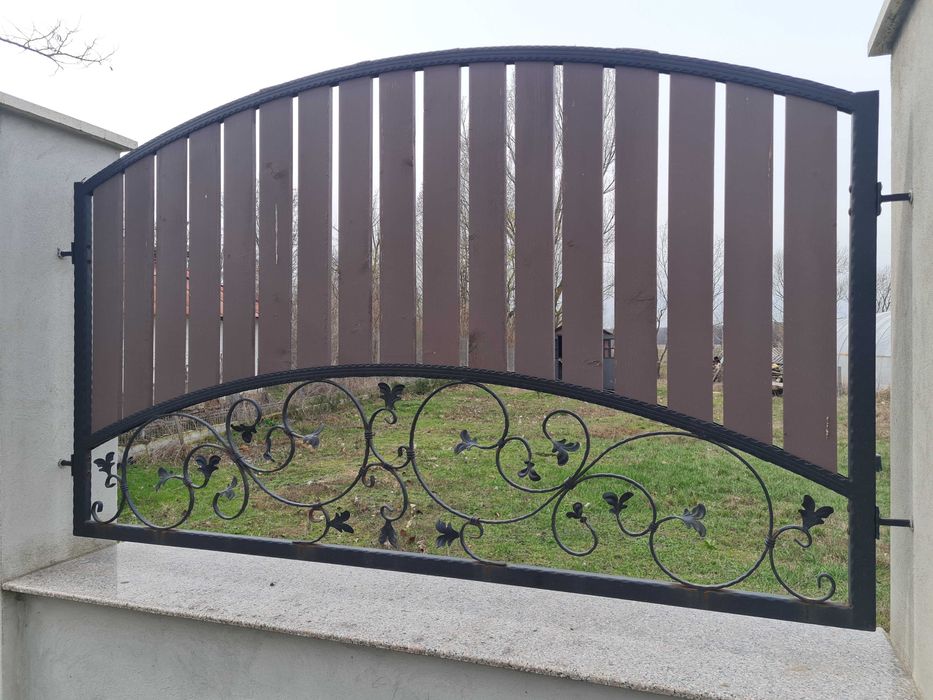 Panouri gard, poarta pietonala si poarta auto din fier