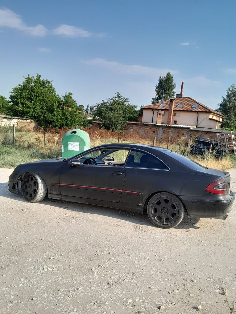 На части или цял Mercedes CLK W209 2.7CDI 170hp 200г
-Перфектен ра