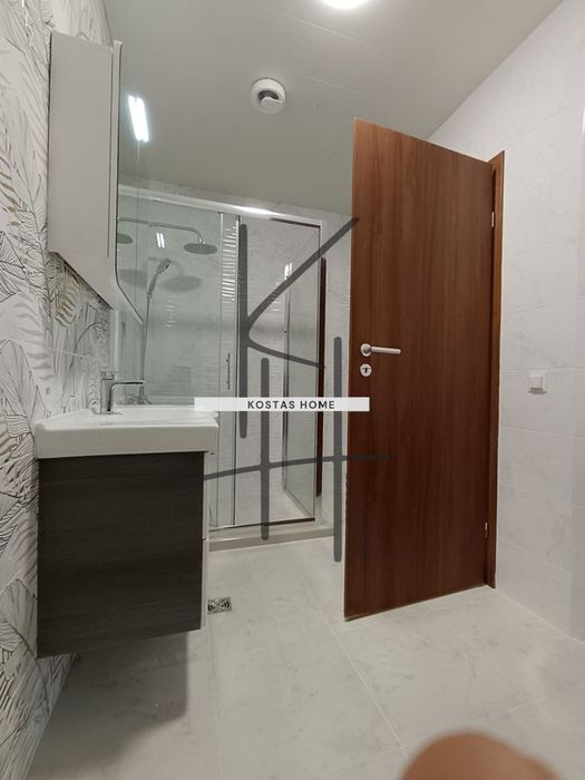 Продава се Тристаен апартамент в Варна, м-т Траката - 100 кв.м за 2300 €/кв.м - Снимка #11