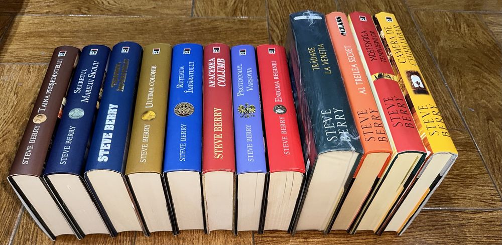 Steve Berry colectie 14 volume cartonate cu supracoperta.