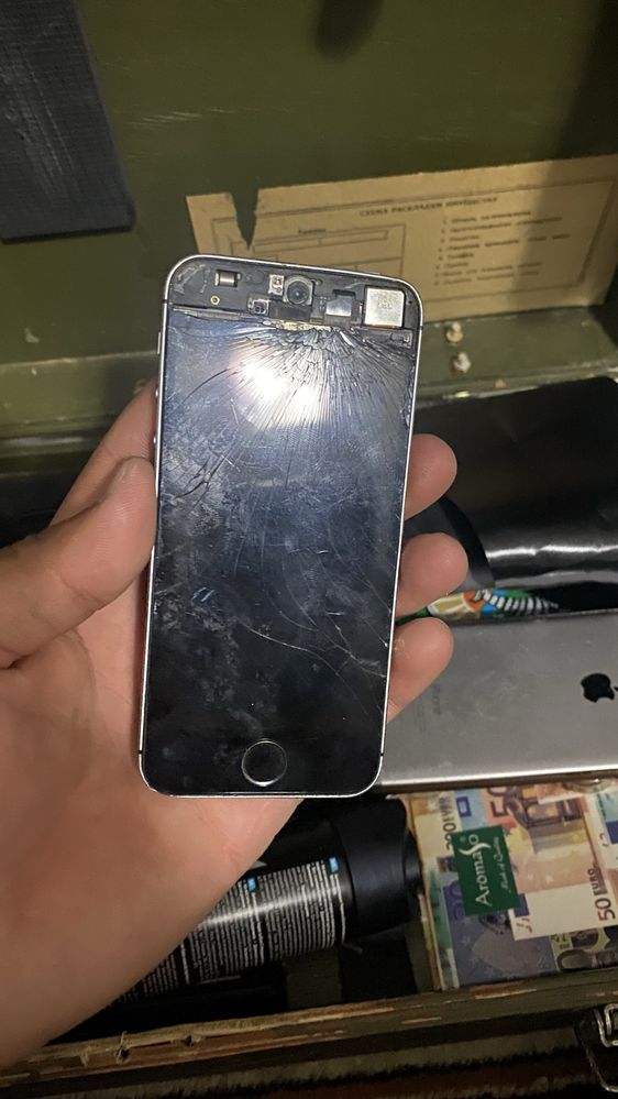 Iphone 5s qora ekran kere