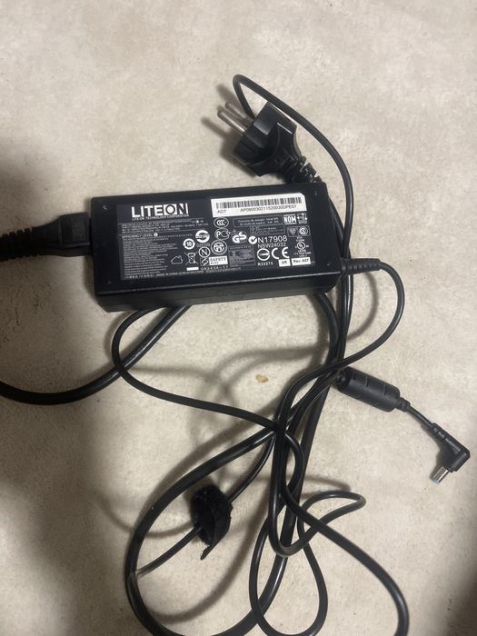 Adaptor laptop 19V,4,74A,90W(Compatibil cu HP,ACER,DELL)