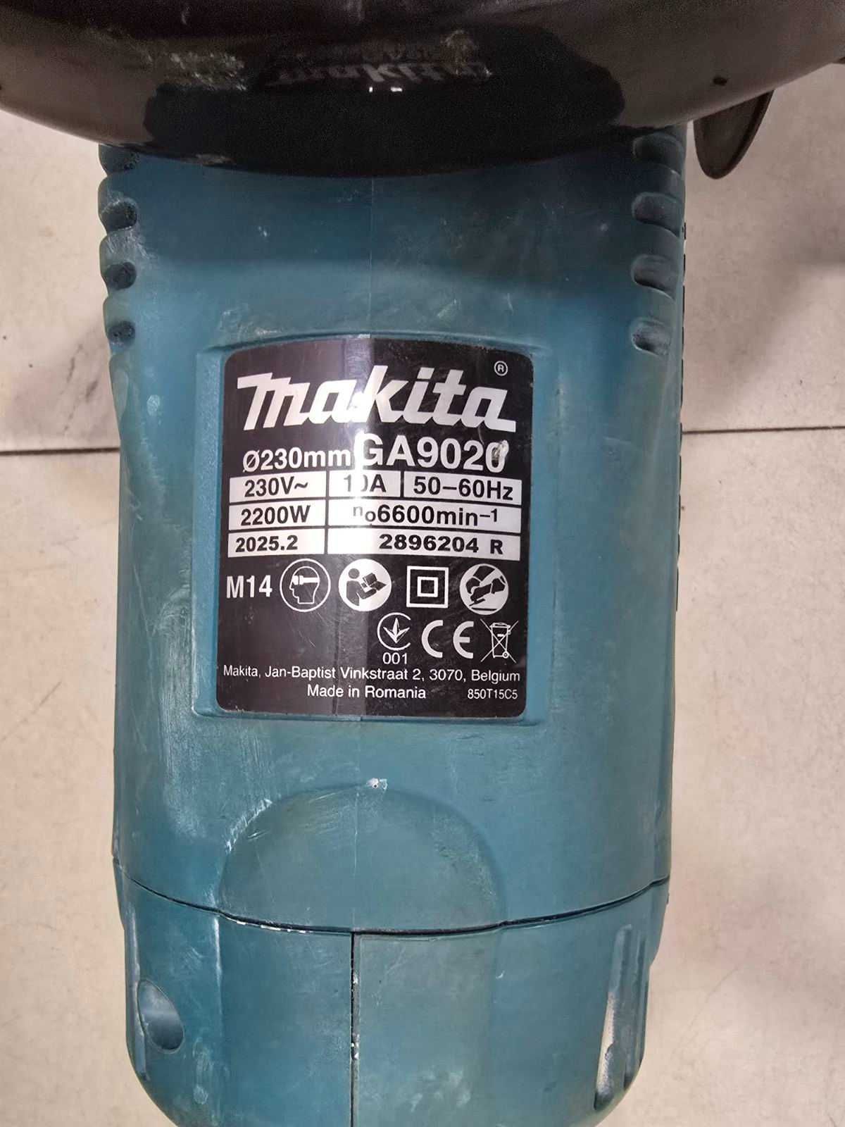 Ъглошлайф Makita GA9020